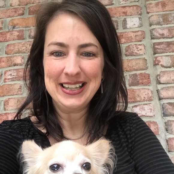 Meet your Posher, Kara - Picture 1 of 1